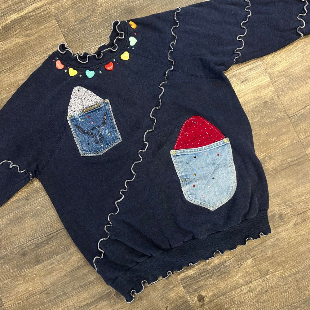 Homemade Women Denim Pocket Scalloped Hem Crewneck Sweatshirt NO SIZE TAG (405)